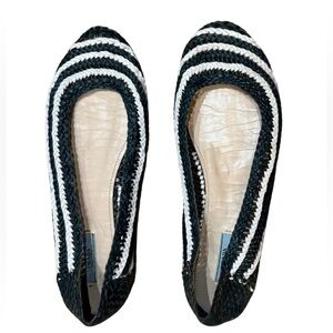 Prada Leather Woven Flats Navy & White Size 40 US 9.5